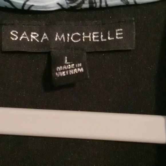 Sara Michelle Teal and Black Floral Blouse - Picture 3 of 4